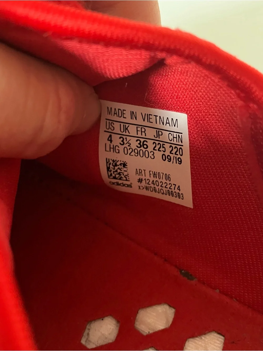 Adidas NMD_R1 'Triple Red' / 'Scarlet' Low Top Athletic Sneakers size 4 - Picture 7 of 8